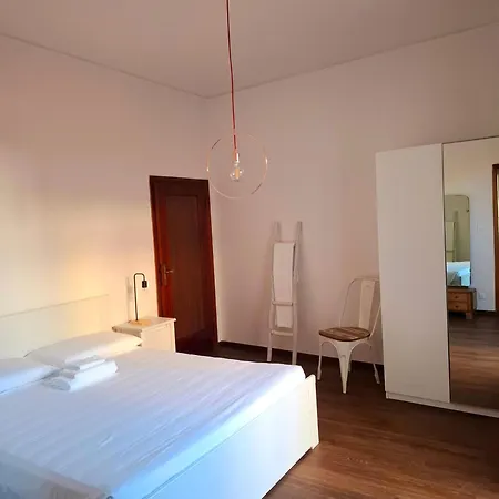 Casa Mecenate アパート アレッツォ